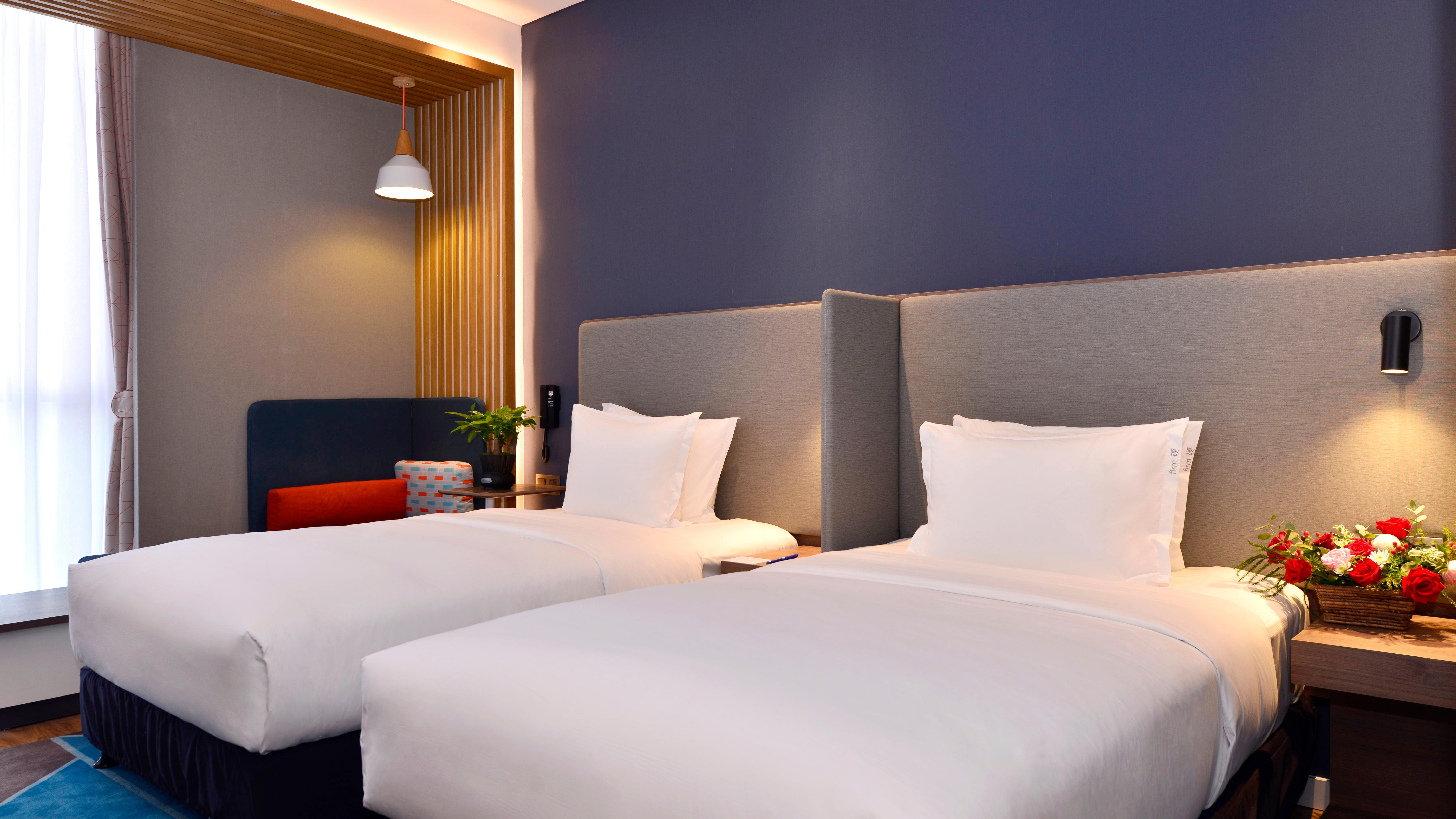 Holiday Inn Express Luanchuan By Ihg المظهر الخارجي الصورة