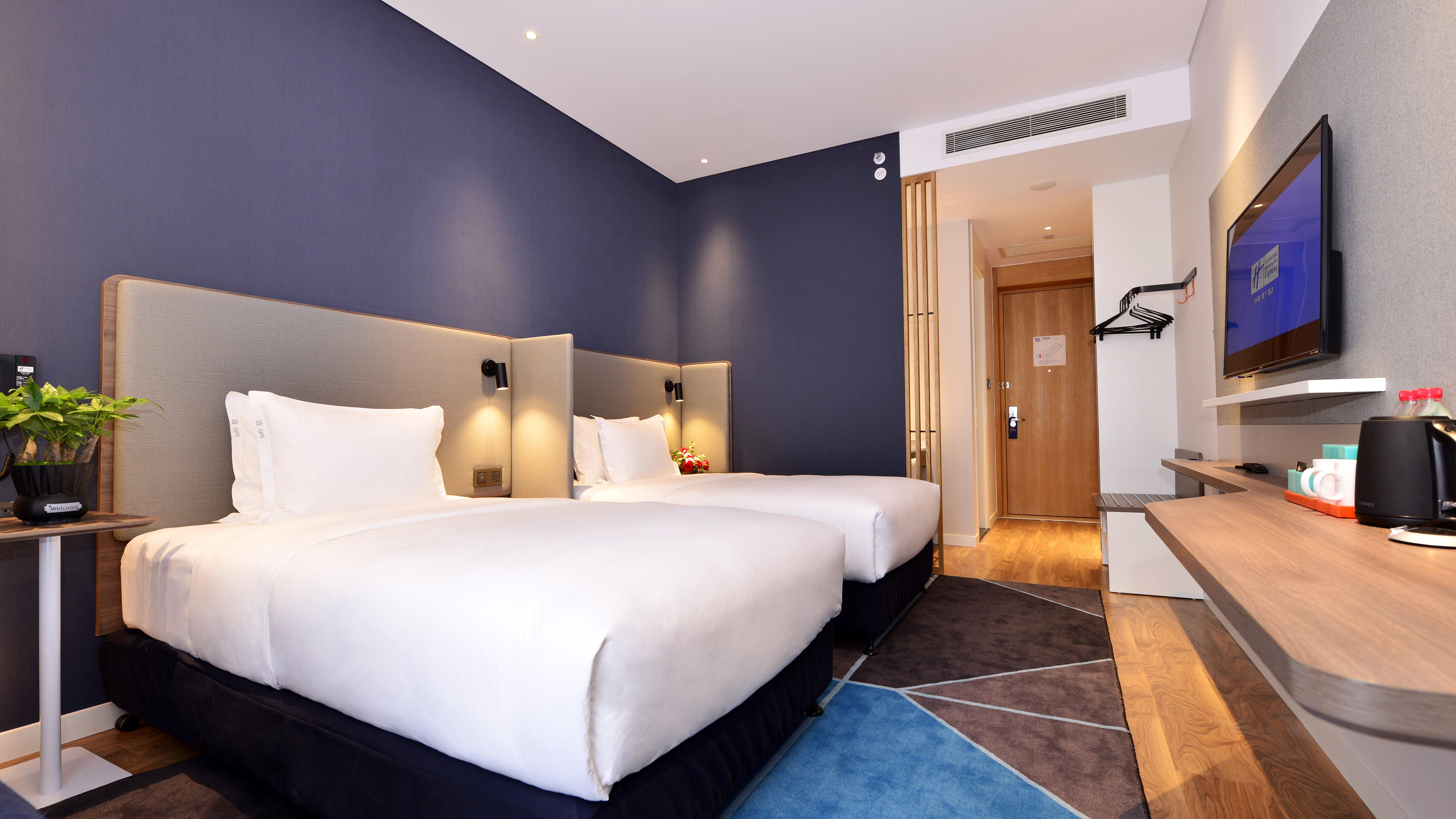 Holiday Inn Express Luanchuan By Ihg المظهر الخارجي الصورة