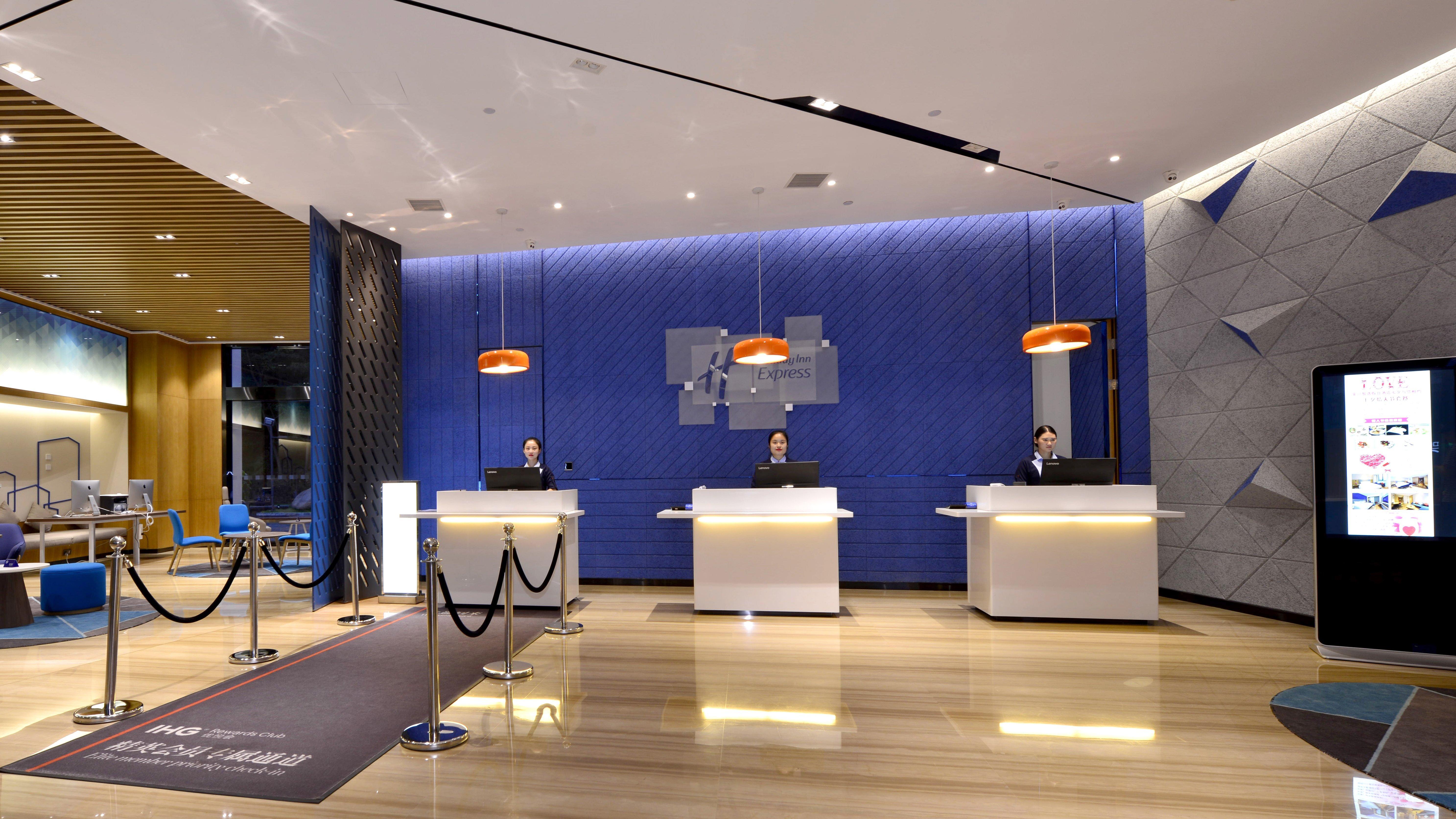Holiday Inn Express Luanchuan By Ihg المظهر الخارجي الصورة
