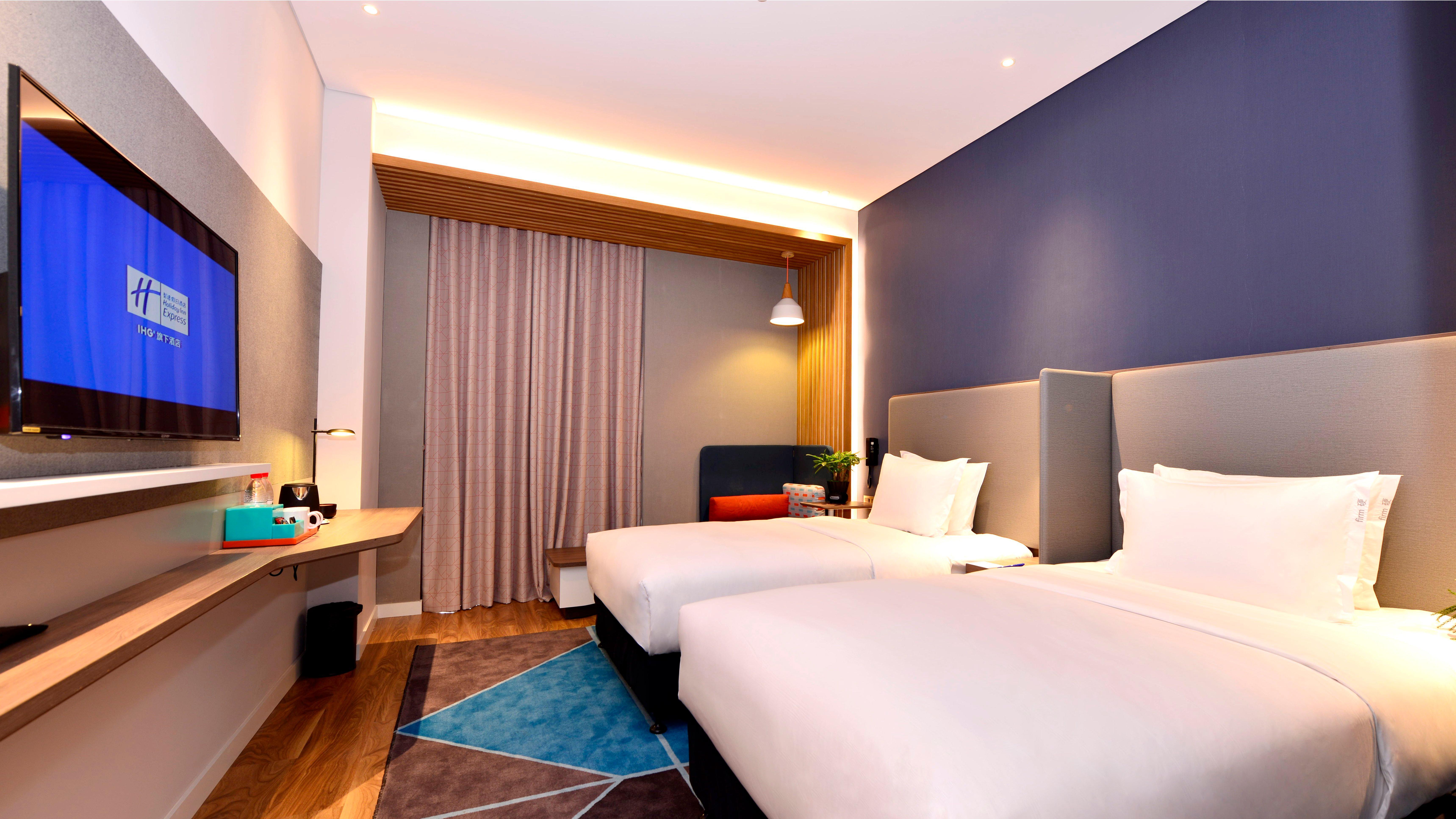 Holiday Inn Express Luanchuan By Ihg المظهر الخارجي الصورة