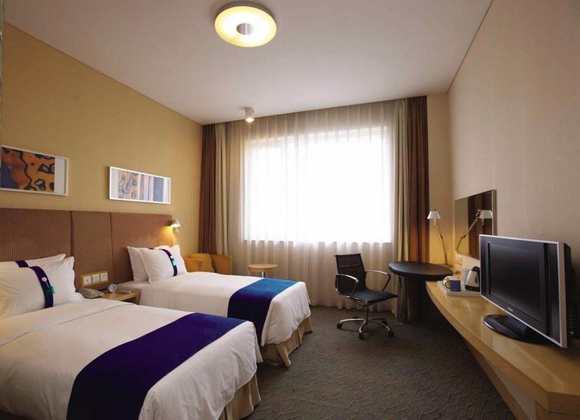 Holiday Inn Express Luanchuan By Ihg المظهر الخارجي الصورة