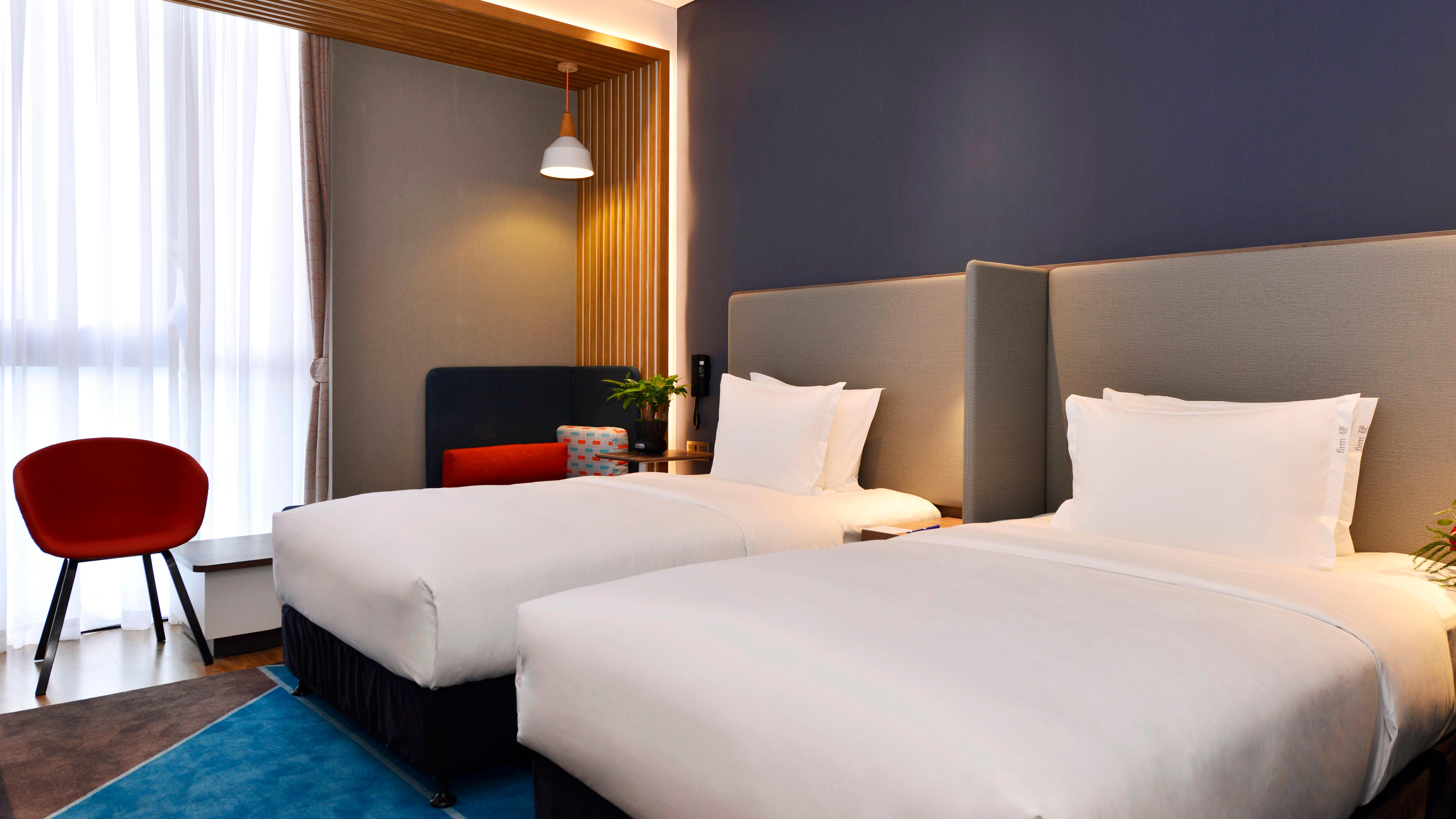 Holiday Inn Express Luanchuan By Ihg المظهر الخارجي الصورة